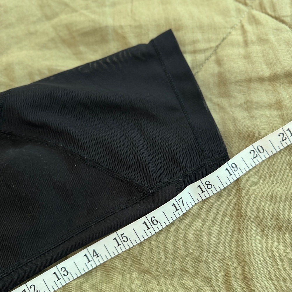 Athleta Black Mesh Crop Leggings Size Small - Picture 7 of 8